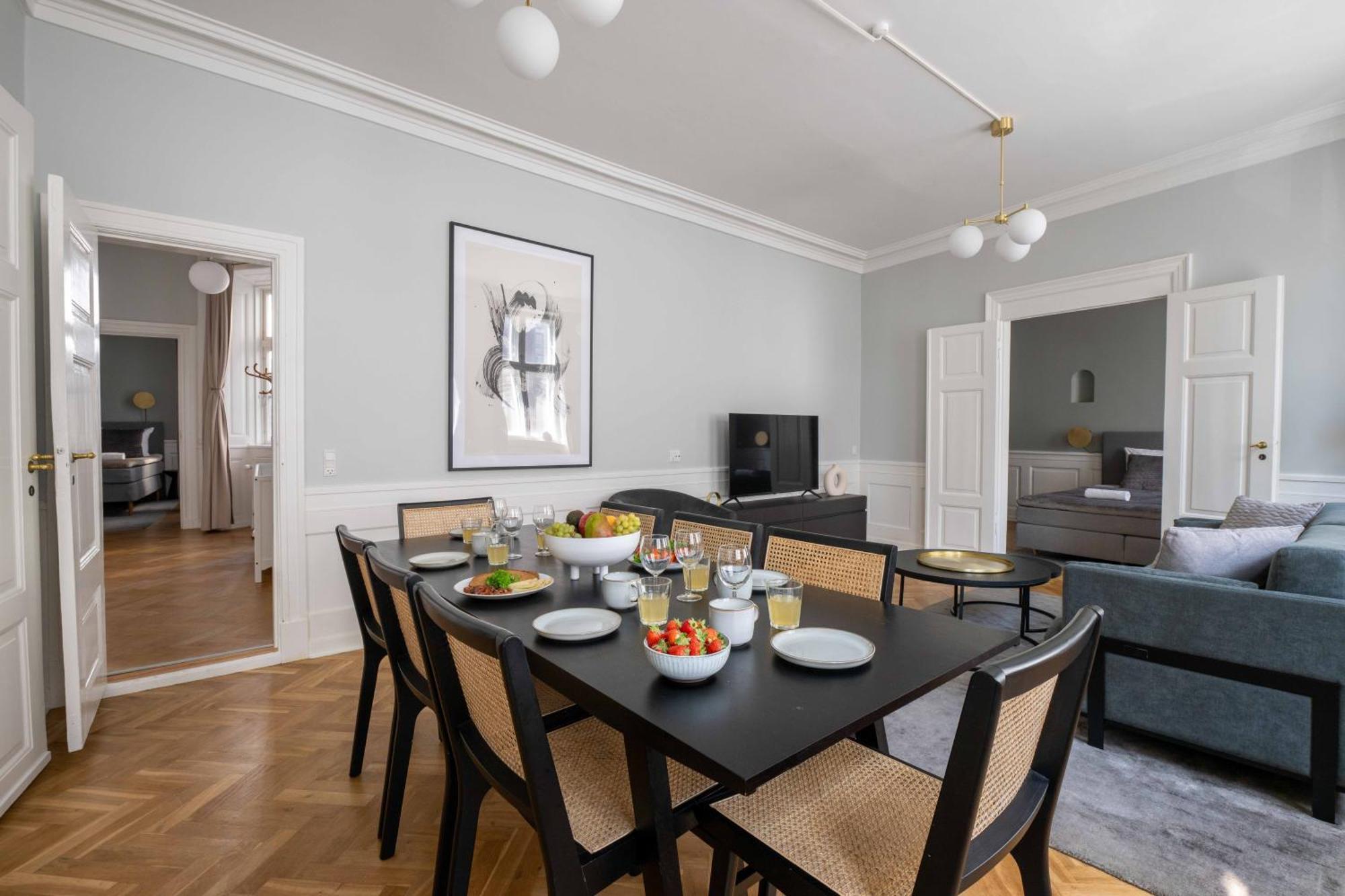 Lavish 4Br Apartment In The Heart Of Cph By The Canals Köpenhamn Exteriör bild